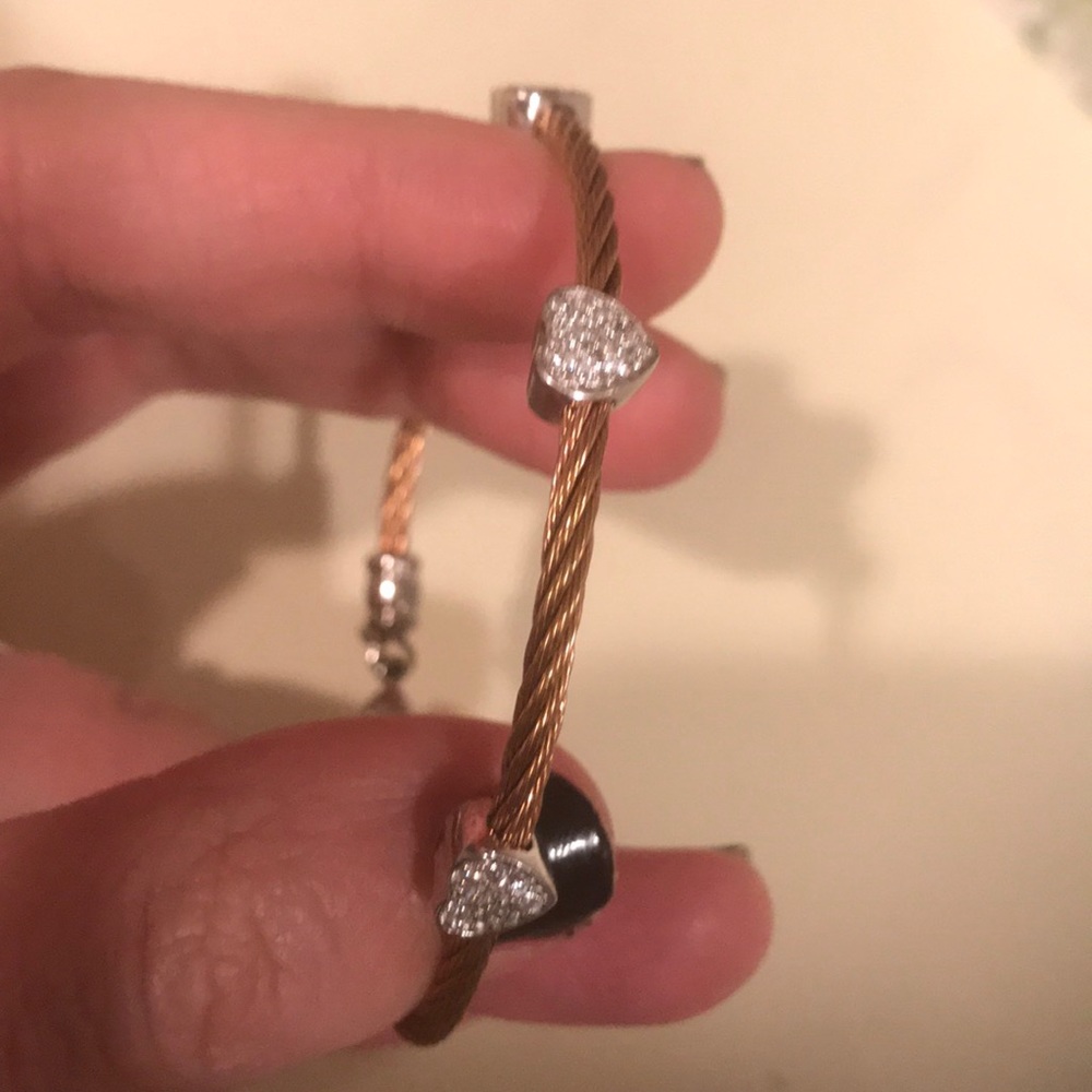 Three Heart Bangle - image 4